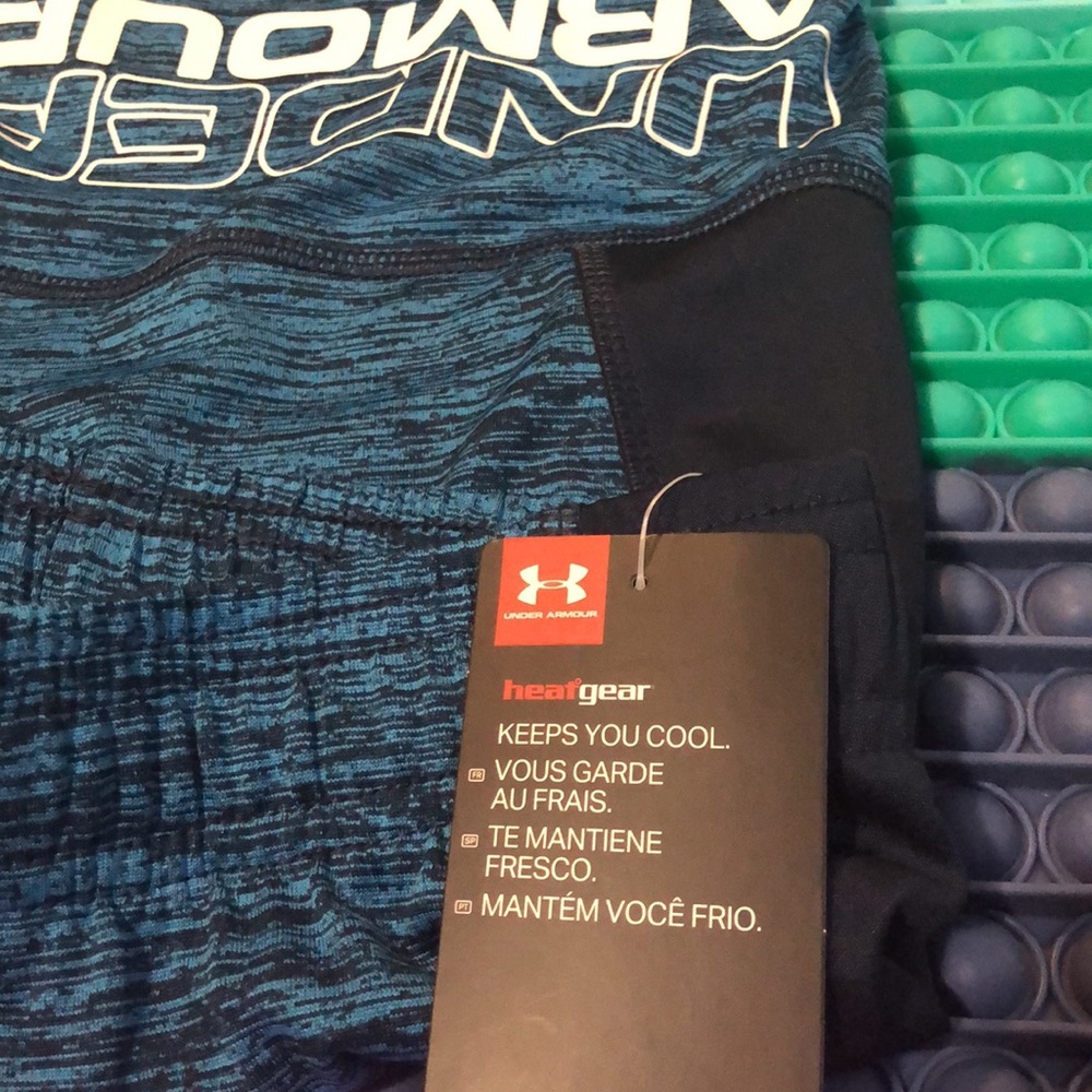 Under Armour - Picture 5 of 5